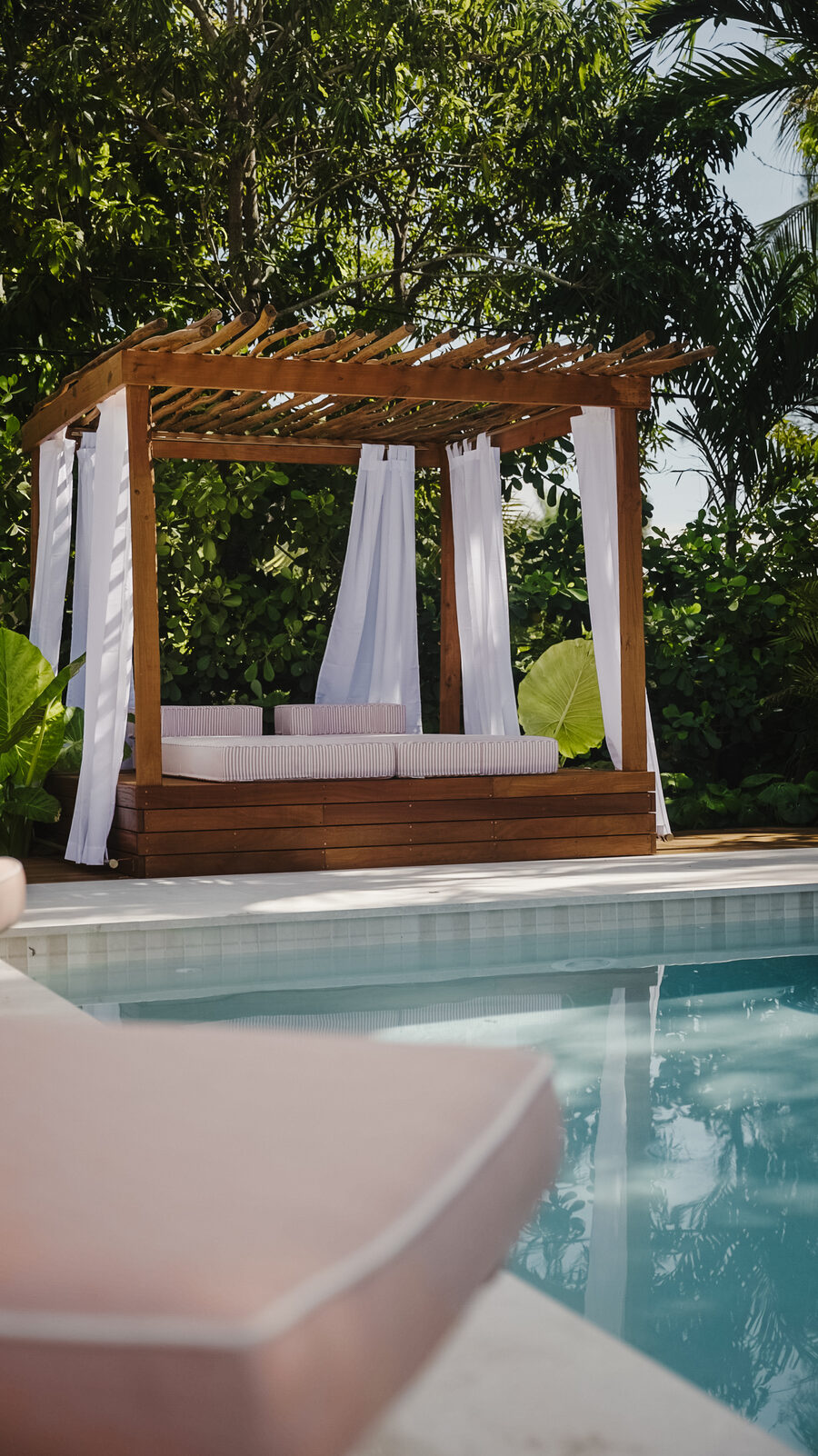 The curtained cabana daybed