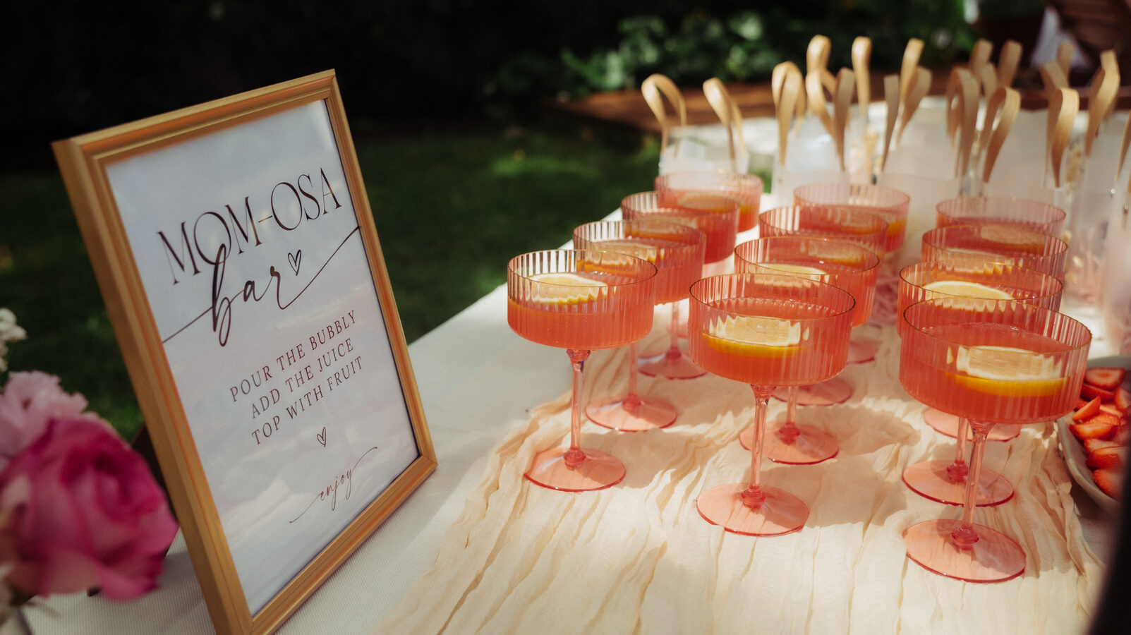 Mom-osa bar at The Great Oak